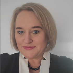 Helene Peter-Davies